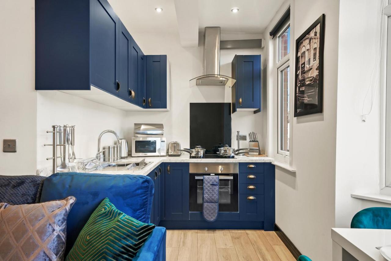 Stylish Yorkshire Gem - Sleeps 4 - Great Location Apartment Castleford Luaran gambar
