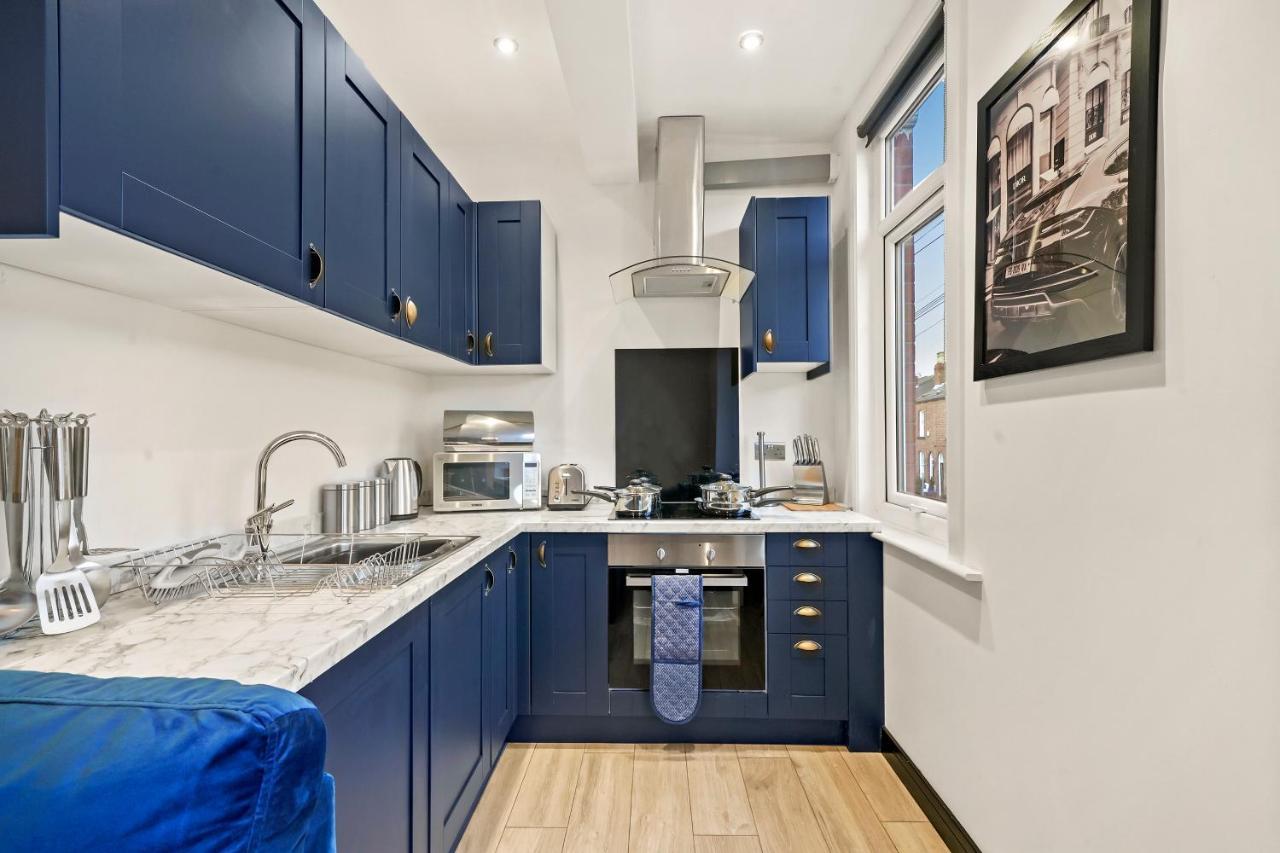 Stylish Yorkshire Gem - Sleeps 4 - Great Location Apartment Castleford Luaran gambar